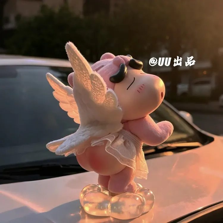天使熊仔转圈圈蜡笔小新可爱车载及中控台摆件礼物