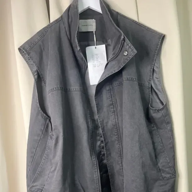 时尚复古港风马甲咖色宽松无袖外套