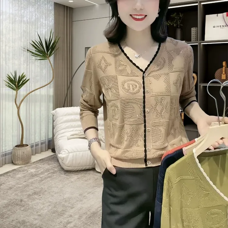 莱赛尔天丝针织衫2025年秋冬新款时尚通勤减龄显瘦内搭长袖打底衫