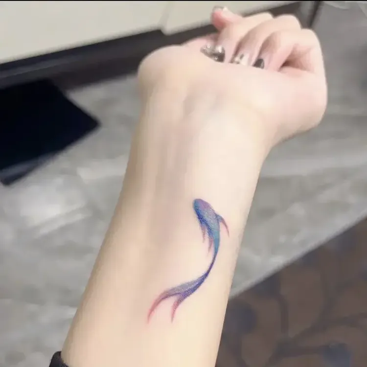 【吖比】锦鲤手腕纹身贴纸男女学生持久少女高级感纹身贴甜酷个性
