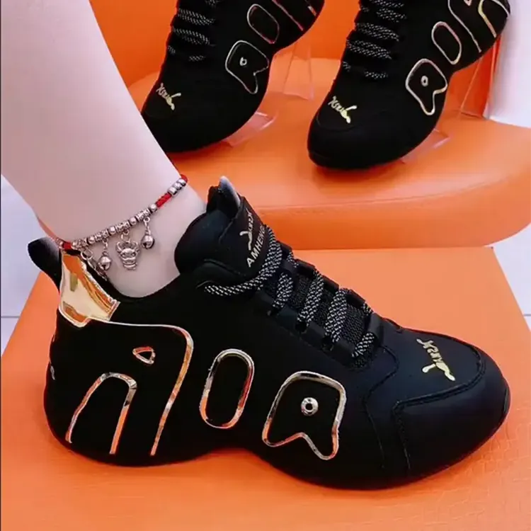 【2025今年流行款】秋季新款运动休闲内增高情侣款皮蓬鞋减震运动鞋