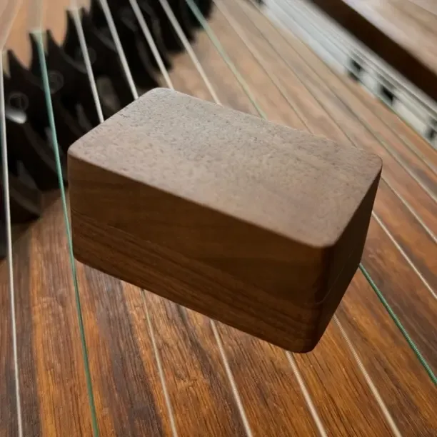 『九思』古筝/琵琶指甲盒1.0版本 北美胡桃木 实木整挖