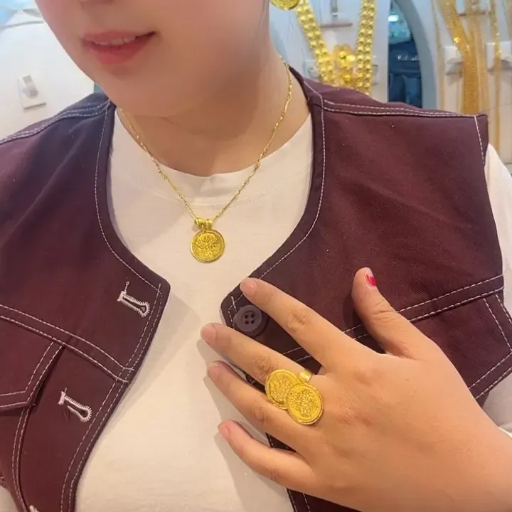铜合金珐琅项链 镂空设计时尚百搭女款饰品
