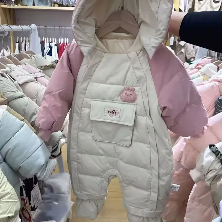 婴幼儿蘑菇羽绒连体爬服抱服秋冬厚保暖刺绣可拆卸脚套帽子