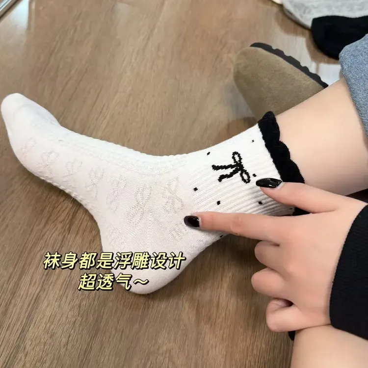 ins女袜网红中筒船袜蝴蝶结浮雕泡泡口花边春夏新款堆堆袜学生zy