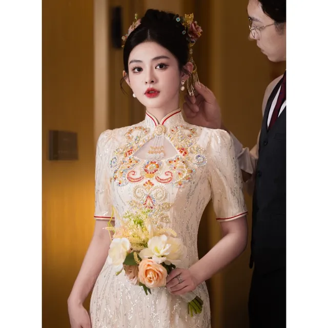 旗袍敬酒服新娘2025新款高级感新中式高端高贵修身订婚礼服香槟色