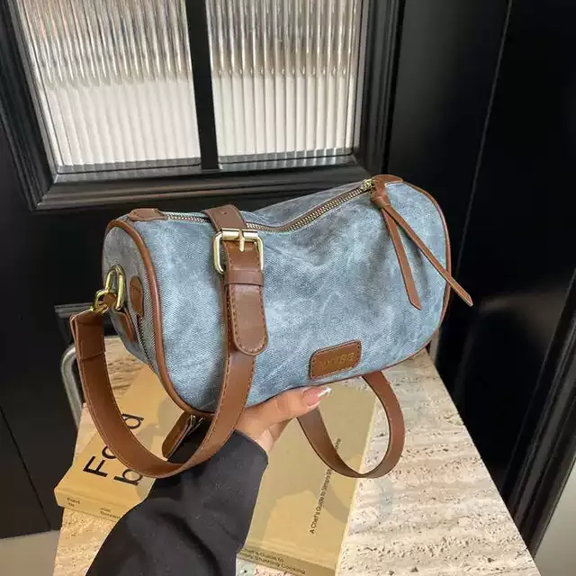 马鞍包包女2025新款潮夏季百搭休闲爆款牛仔风女士软皮斜挎单肩包