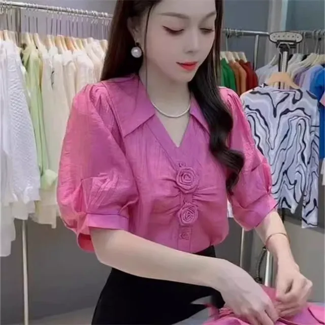 法式气质立体花朵短袖衬衫女夏洋气独特百搭上衣时尚V领显瘦小衫