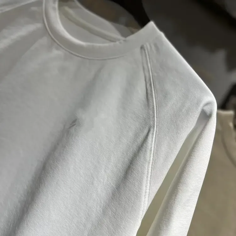 秋季免烫常规圆领长袖日常T恤男士百搭白色宽松春夏