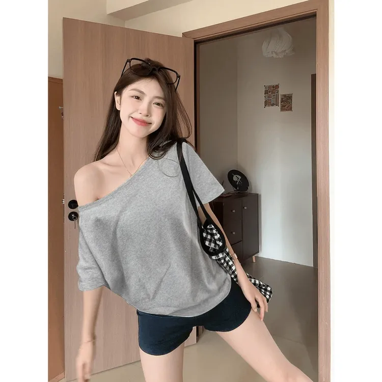 拉夏贝尔张婧仪同款宽松斜领短袖T恤女夏季辣妹风一字肩露肩上衣