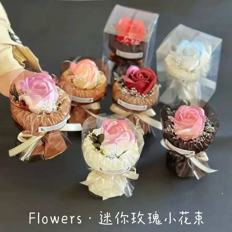 【新款】迷你口袋见面小花束玫瑰向日葵永生花真花伴手礼装饰