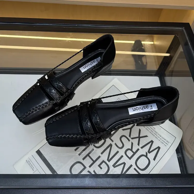 2025年春夏新款时尚百搭优雅法式凉鞋女D26060