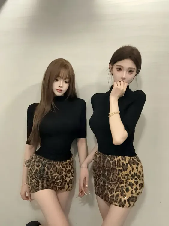 琳与墨【性感小野猫】纯欲性感显瘦中袖打底衫豹纹包臀裙短裙套装