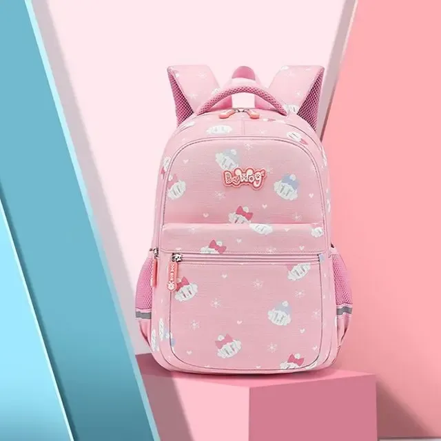 小学生女孩轻便减负护脊印花防水双肩包适合各年级