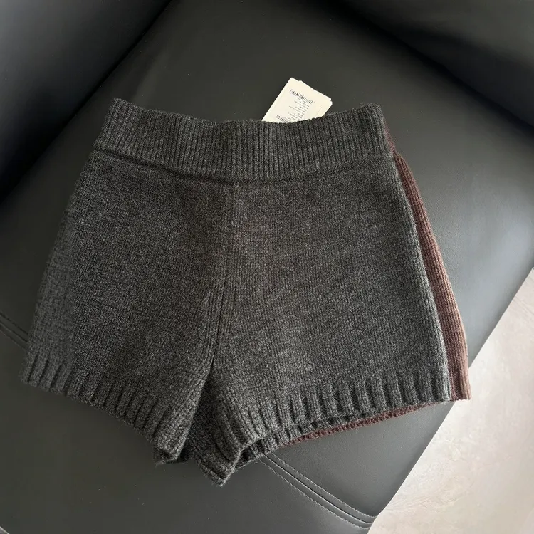 小香风高腰遮跨针织短裤女2025秋冬休闲百搭配靴子a字阔腿休闲裤