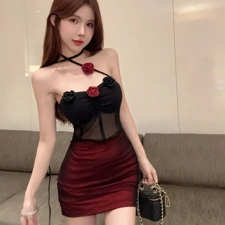 收腰暗黑辣妹风性感挂脖带胸垫抹胸连衣裙修身包臀裙红色显瘦