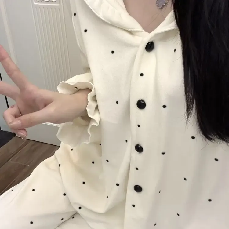 2025德绒睡衣女秋冬少女甜美简约波点加厚保暖长袖长裤家居服ins