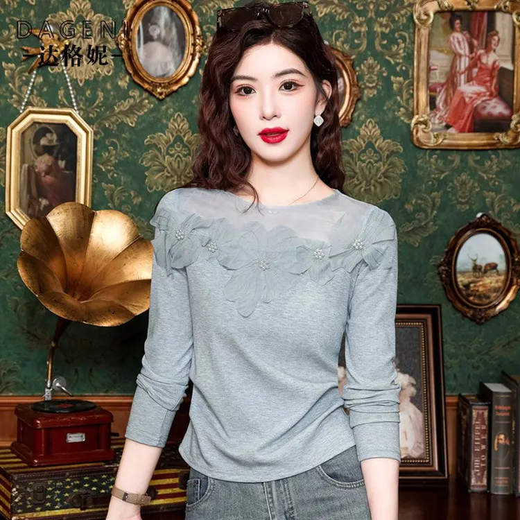 立体花朵纯色针织T恤打底衫女2024年秋季新款设计感钉珠长袖小衫