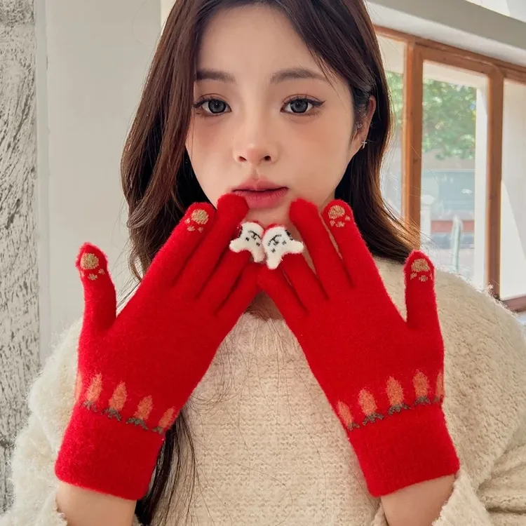 新年红保暖触屏手套礼物送人圣诞节学生旅行拍照防寒骑车韩版卡通