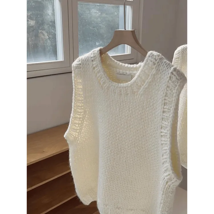 打底小香风早春针织上衣米白色马甲2024超好看内搭小众新款背心女