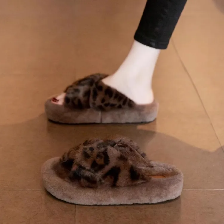 豹纹毛毛拖鞋女2024新款外穿百搭显白小清新平底时尚洋气家居棉拖