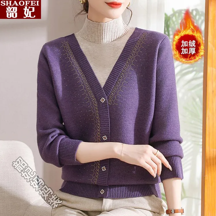 妈妈装秋冬加绒加厚毛衣洋气假两件一体绒保暖上衣中老年女打底衫