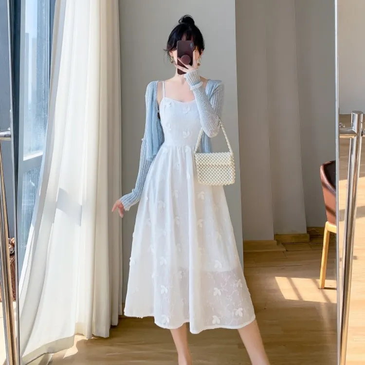 甜美小清新提花吊带裙女2025春秋新款法式温柔气质收腰显瘦连衣裙