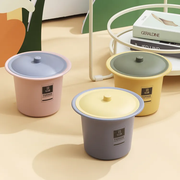 孕妇尿桶儿童痰盂家用卧室尿盆带盖产妇用夜壶尿壶防臭高脚便盆