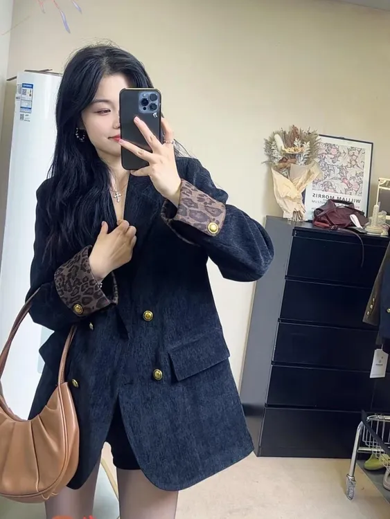 西装外套女雪尼尔2025秋冬新款轻奢韩版宽松百搭休闲加厚保暖西服