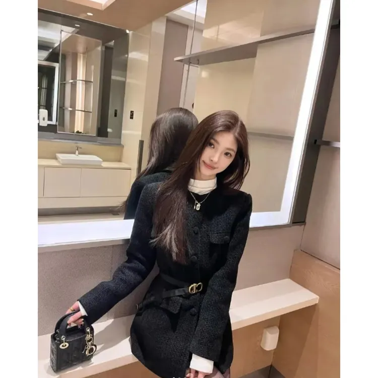小香风富家千金高级感气质外套女秋冬季超好看时尚百搭高腰半身裙