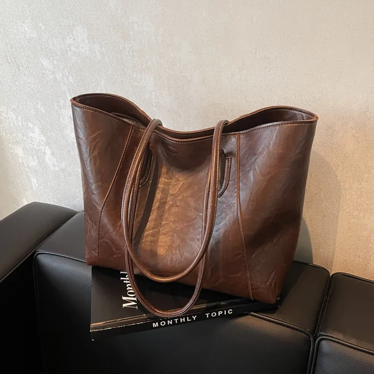 美拉德复古包包女大容量2025新款休闲百搭单肩包高级感通勤托特包