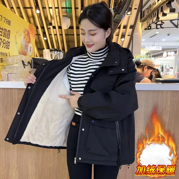 休闲连帽加绒加厚冲锋衣外套女2025年冬季新款韩版宽松工装棉服潮