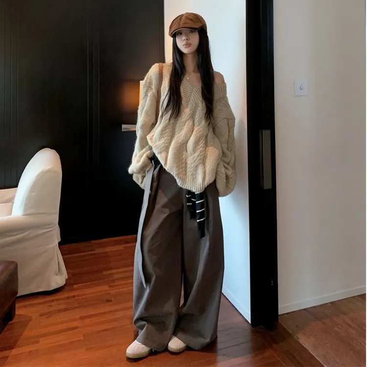 2025春季新款韩版宽松慵懒风V领麻花套头毛衣女休闲百搭针织上衣