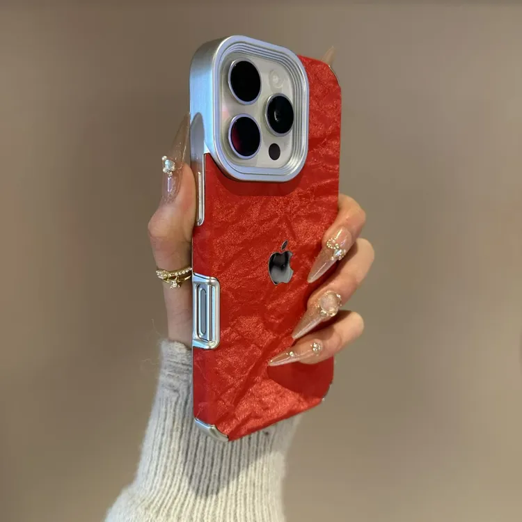 新年款电镀雪山绒适用iPhone17手机壳15苹果16promax防摔13绒布12
