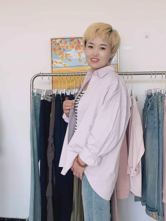 2024春夏新款简约韩版气质长袖百搭宽松叠穿防晒纯色中长款衬衣女