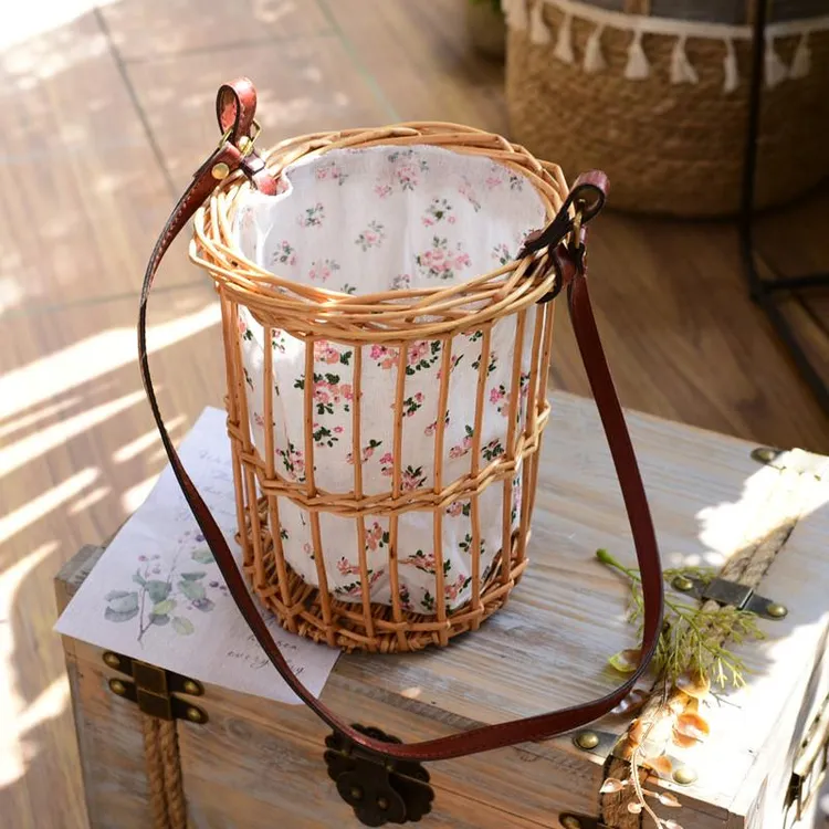 田园镂空家用亮篓花篮藤编柳编布艺装饰篮年轻人装饰家居拍摄道具