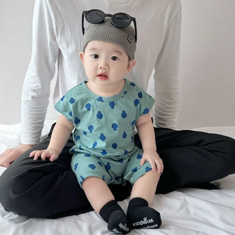 显白神器！韩版婴儿连体衣夏季儿童宝宝满印蘑菇短袖爬服夏天