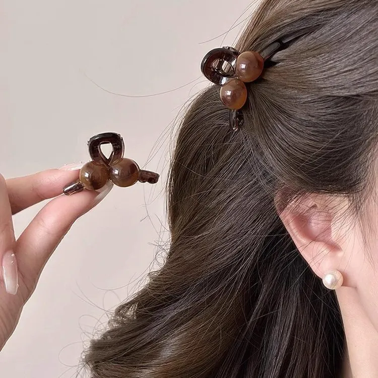 咖色樱桃小抓夹女2024新款发夹公主头刘海夹碎发夹子鲨鱼夹发饰商品图