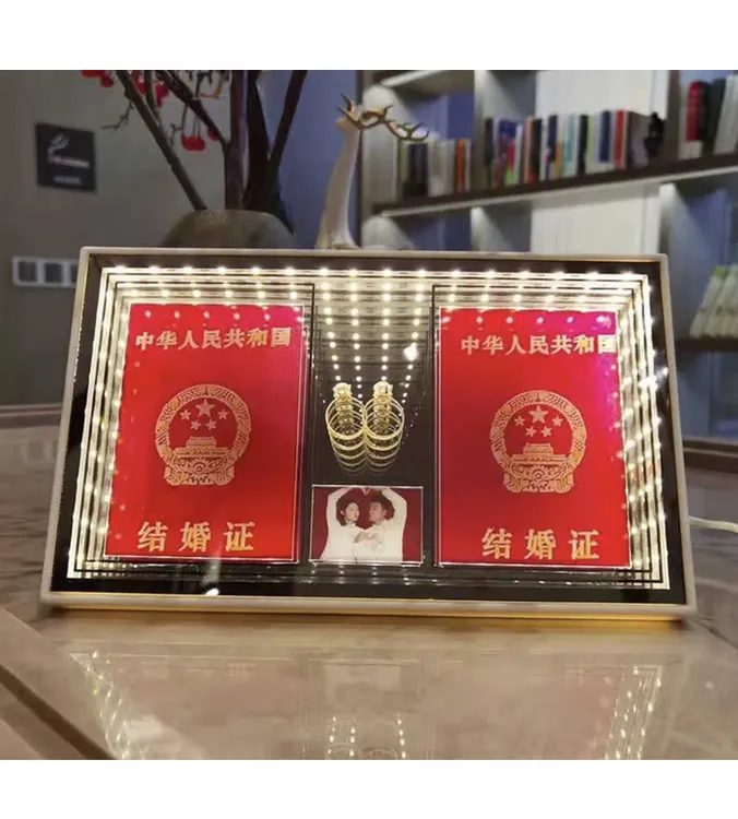 【新疆包邮】结婚证影楼相框开灯是相框关灯是镜子结婚证节日装饰框