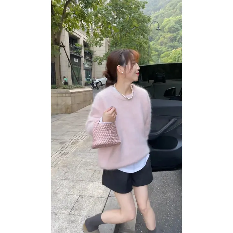2025春季新款时尚甜美气质套头圆领长袖粉色针织衫女时尚休闲短裤