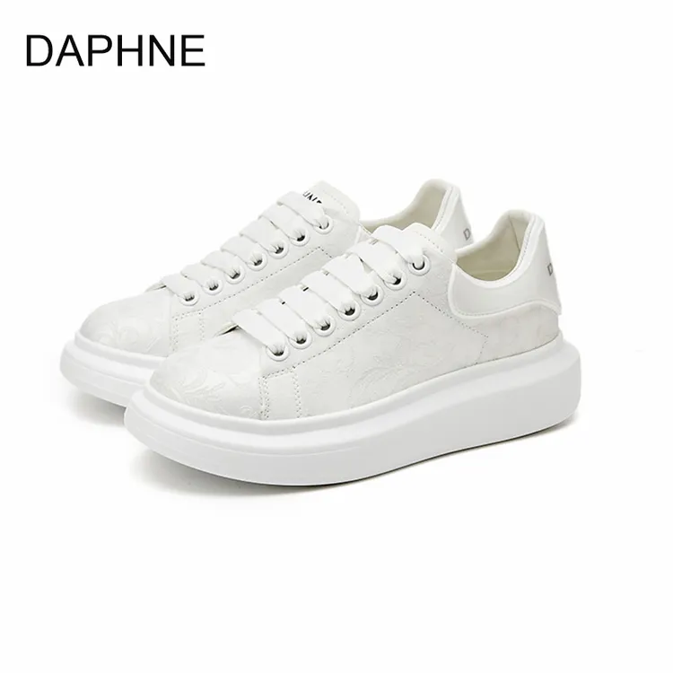 Daphne/达芙妮2026爆款厚底增高小白鞋中式潮流时尚百搭蕾丝女鞋商品图