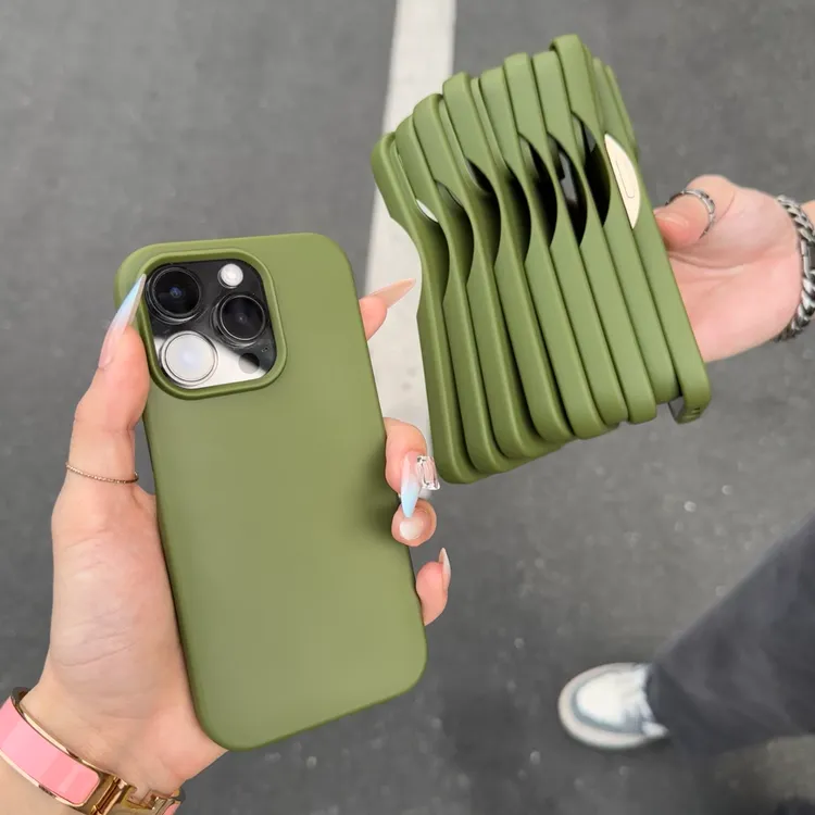 BANCAins超火纯色半包肤感适用iPhone16promax苹果15手机壳14软13