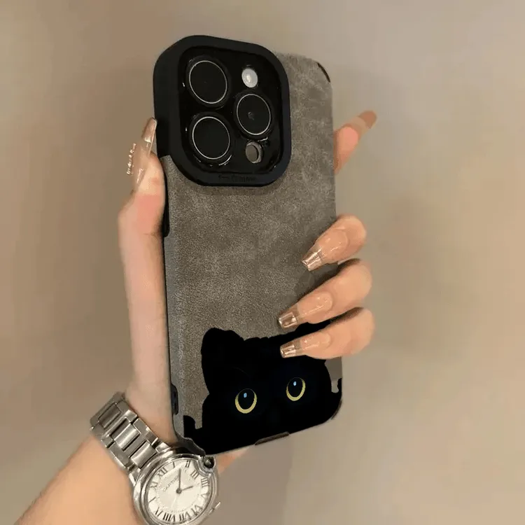 BANCA秋冬棕色探头黑猫适用苹果16pro手机壳iPhone15翻毛皮14软13