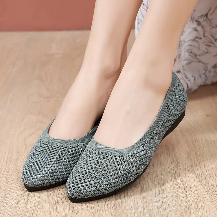 2024夏季中老年妈妈鞋软底工作鞋浅口镂空网面飞织一脚蹬牛筋女鞋