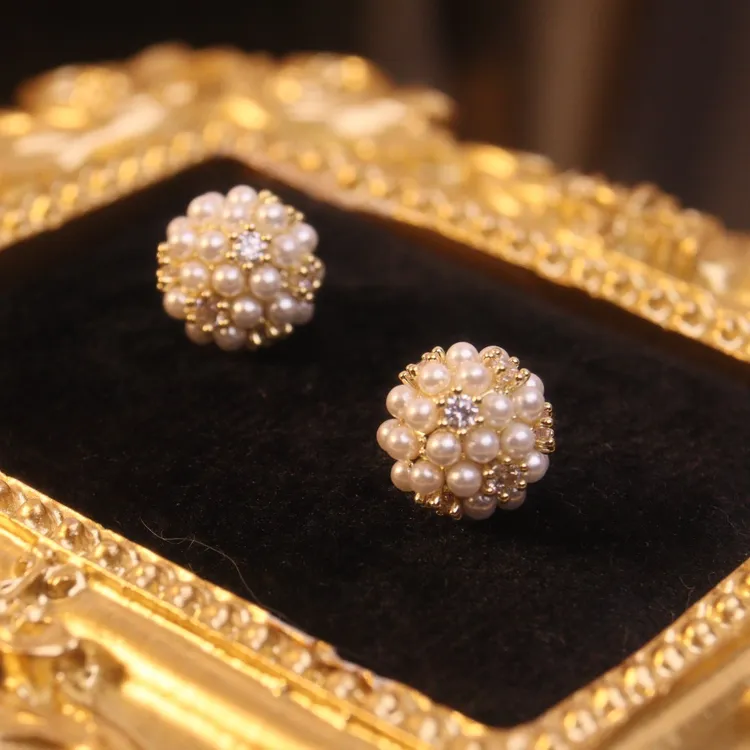 铜合金耳饰 爆米花小球款2024新款优雅气质精致轻奢淑女耳钉D167