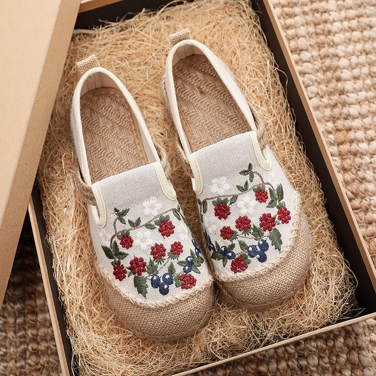 国风妈妈鞋树莓乐福鞋民族风绣花透气鞋女式老北京布鞋古风手工编