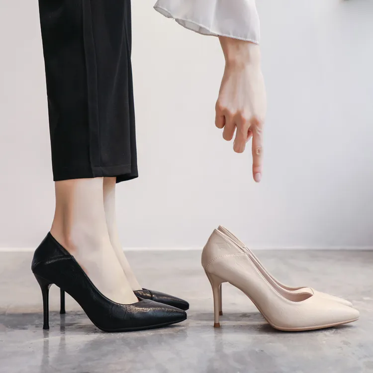 黑色尖头高跟鞋女2022年春秋新款软皮细跟单鞋气质百搭职业工作鞋
