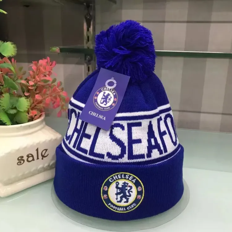 巴萨皇马曼联切尔西阿森纳利物浦尤文多特拜仁冬季保暖毛球帽子