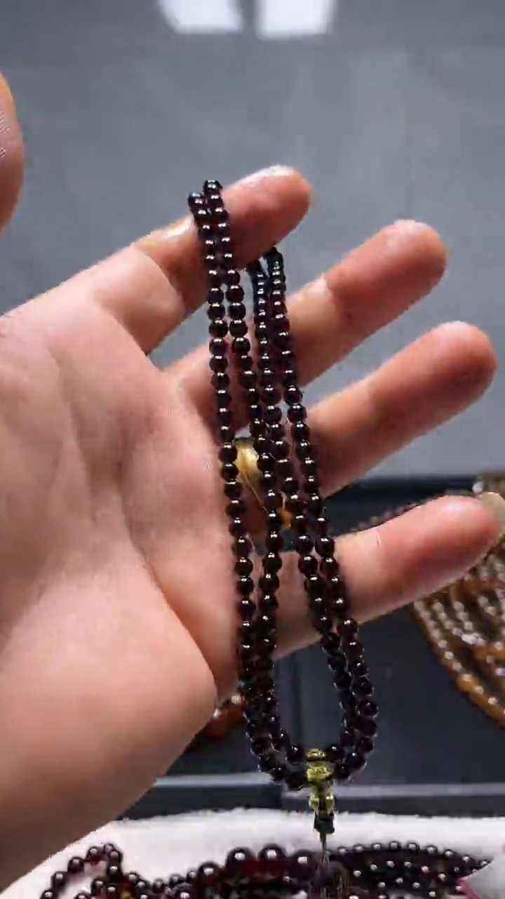 【闪购商品】琥珀颈饰未镶嵌d769翳珀多圈4多样性发货拍一发一