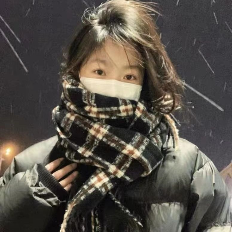 新款围巾女冬季韩系氛围感百搭格子保暖加厚情侣围脖学生生日披肩